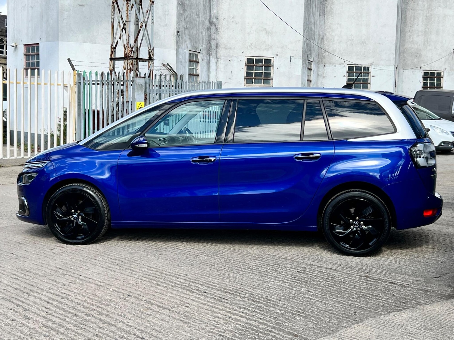 Used Citroen C4 Grand Picasso 2017 for sale - 76327061: Photo 14