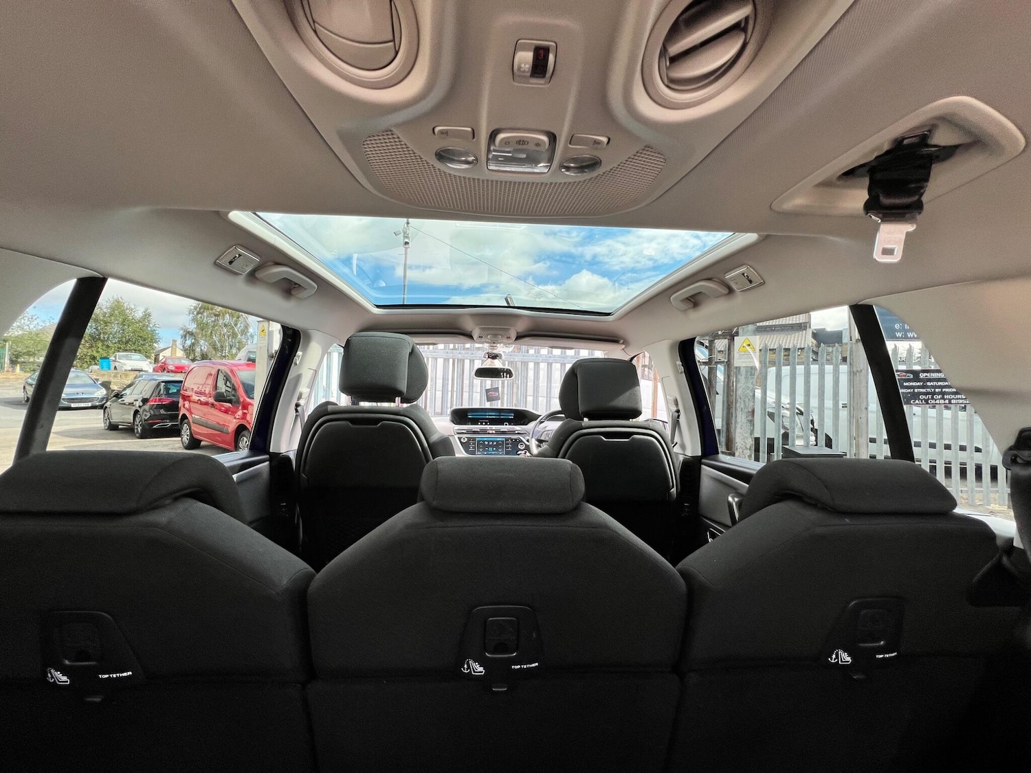 Used Citroen C4 Grand Picasso 2017 for sale - 76327061: Photo 25