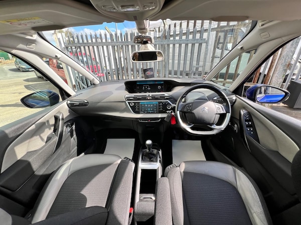 Used Citroen C4 Grand Picasso 2017 for sale - 76327061: Photo 32