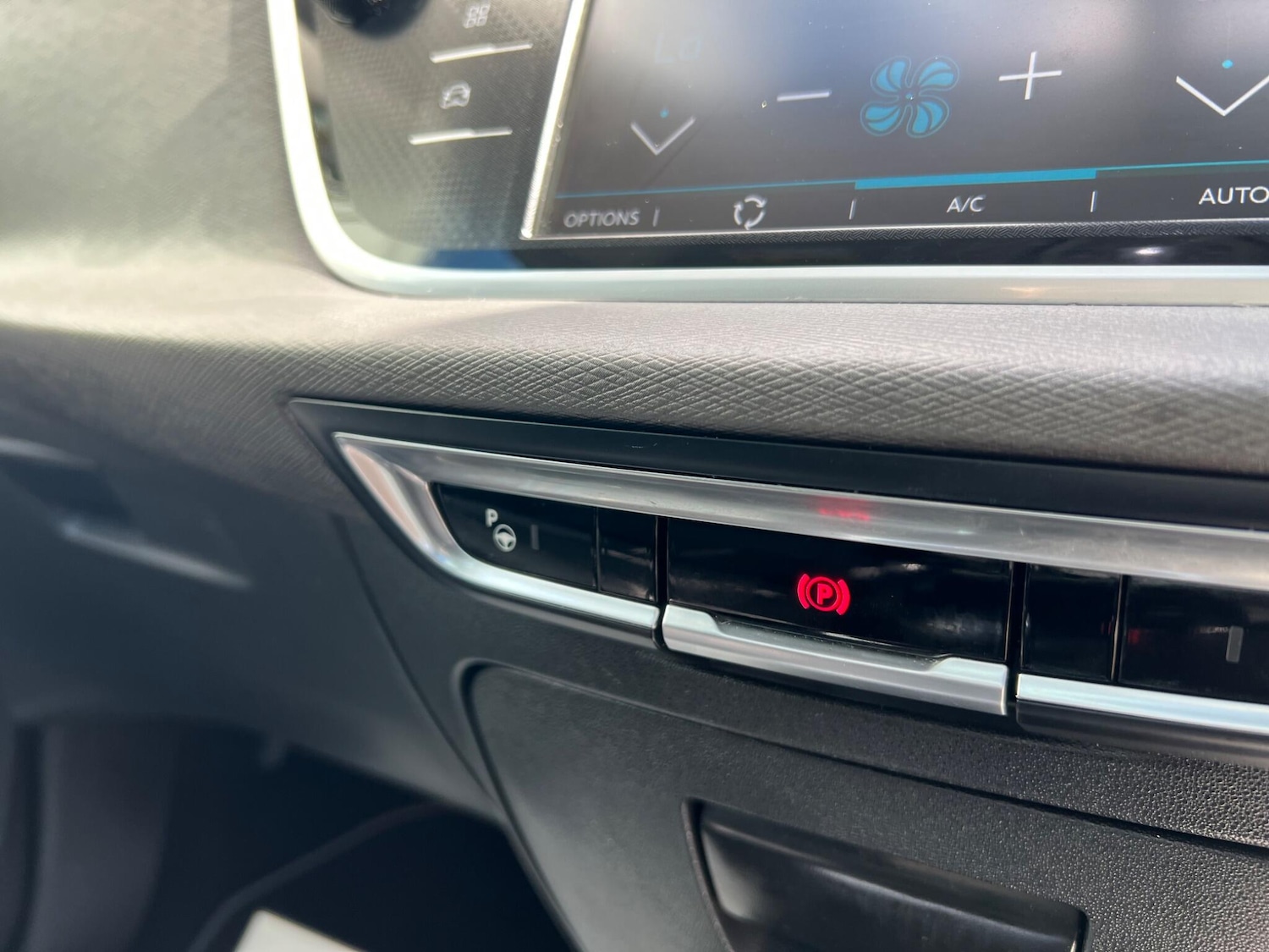 Used Citroen C4 Grand Picasso 2017 for sale - 76327061: Photo 59