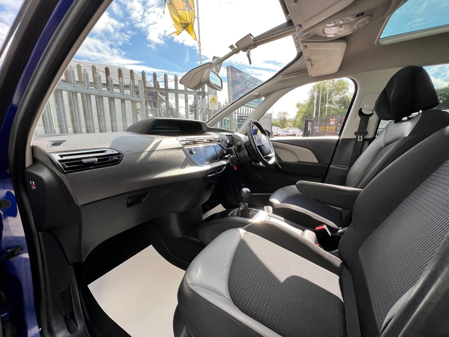 Used Citroen C4 Grand Picasso 2017 for sale - 76327061: Photo 77