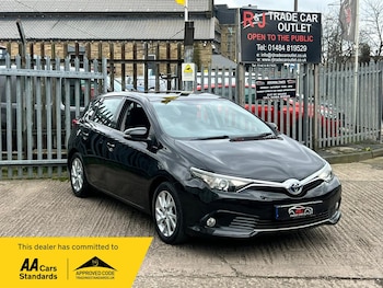 Used Toyota Auris 2017 for sale - 78226450: Photo