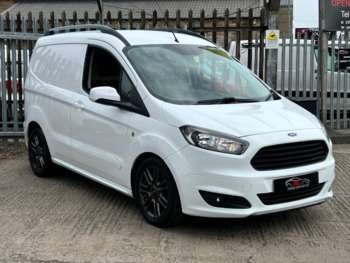 Used Ford Transit Courier 2017 for sale - 74061329: Photo