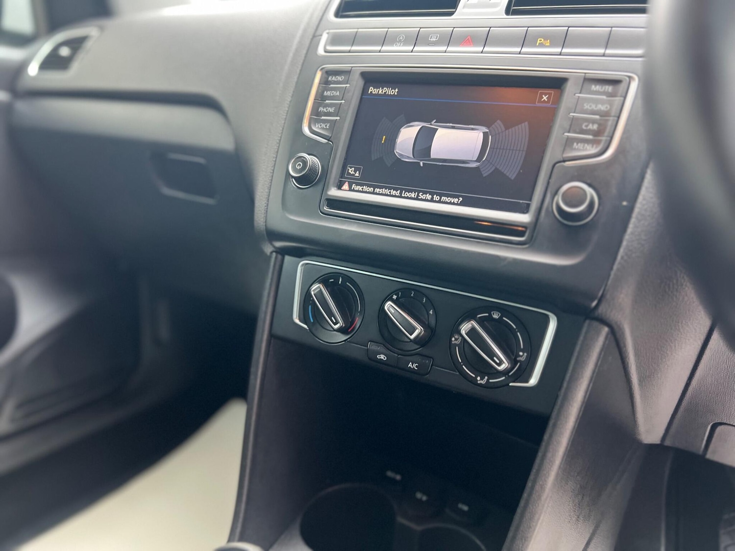 Used Volkswagen Polo 2017 for sale - 76485649: Photo 31