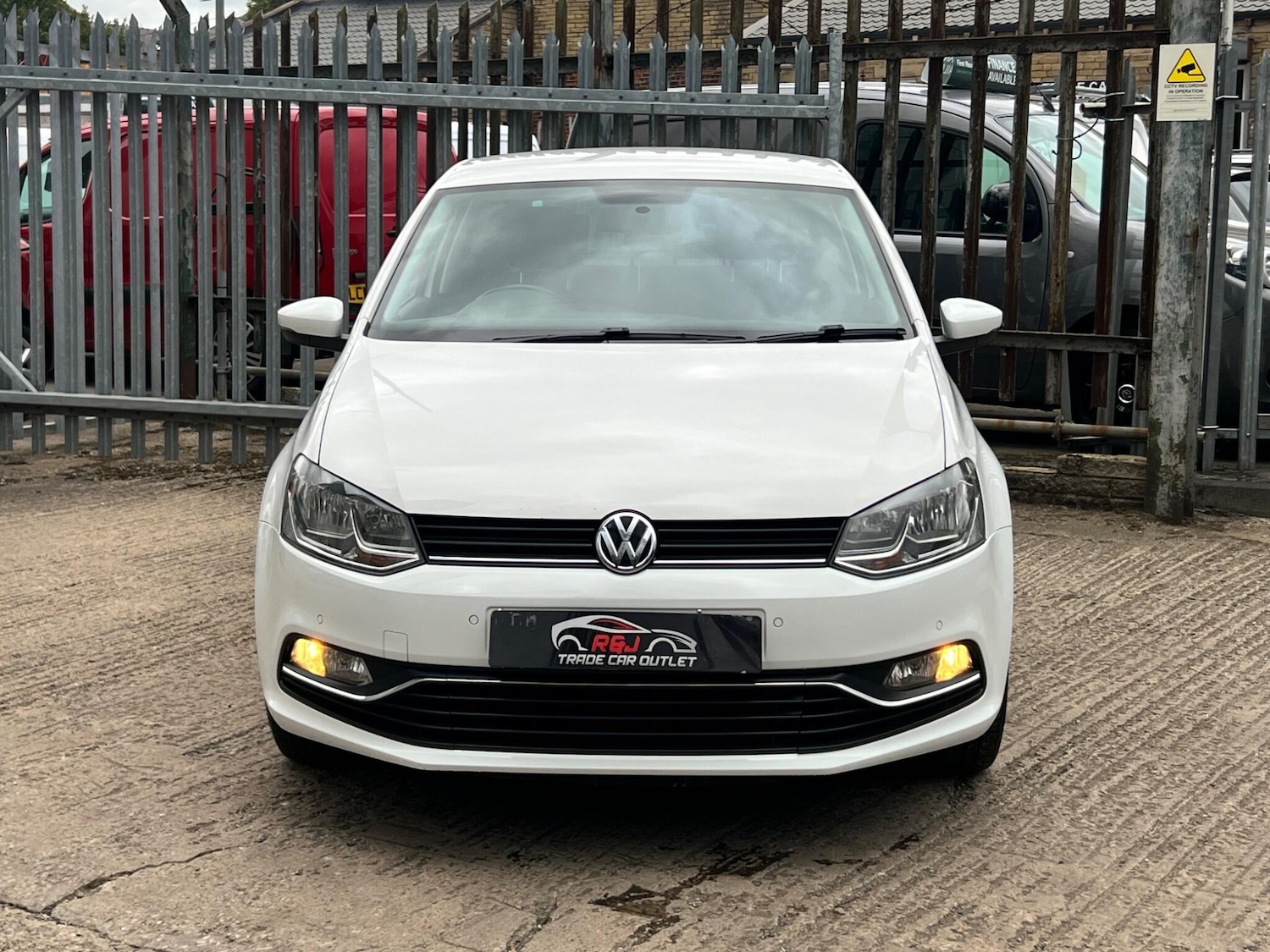 Used Volkswagen Polo 2017 for sale - 76485649: Photo 7