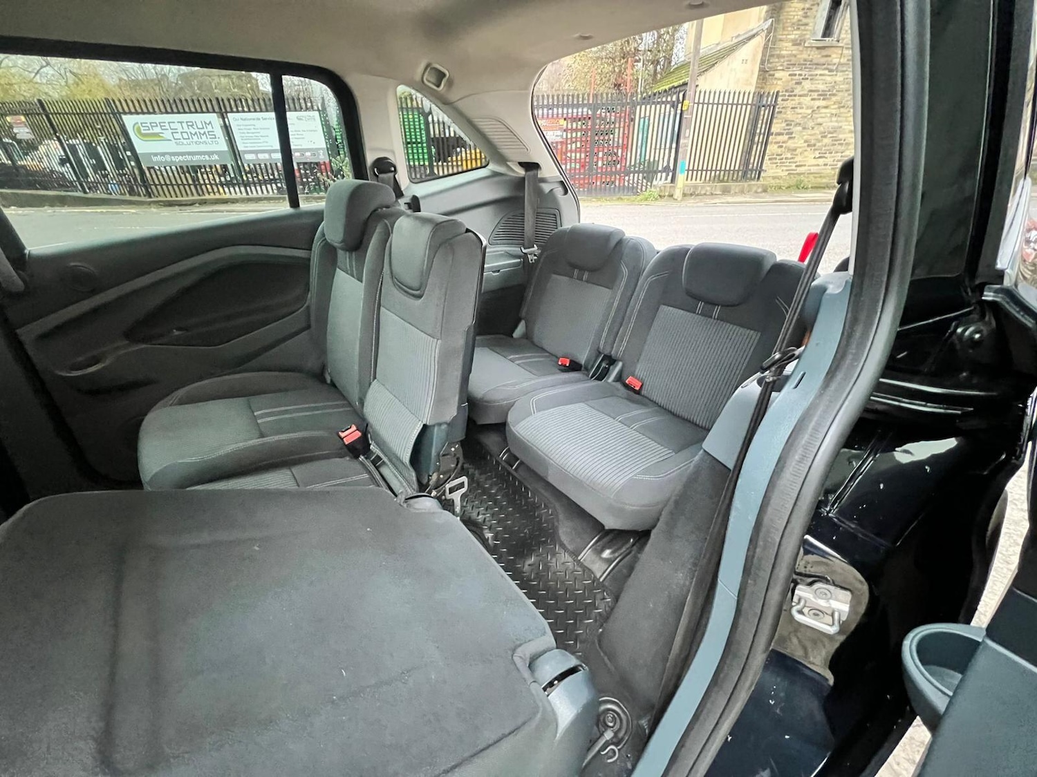 Used Ford Grand C-Max 2011 for sale - 76849933: Photo 32