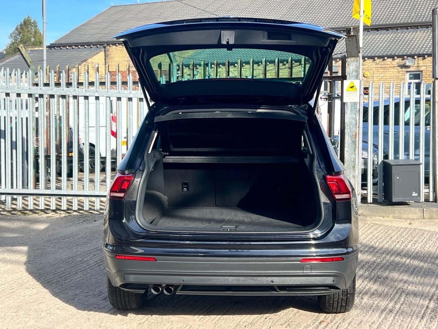 Used Volkswagen Tiguan 2016 for sale - 77249741: Photo 22