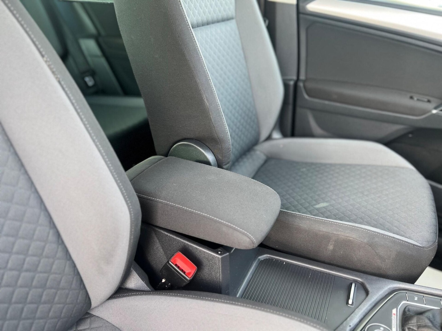 Used Volkswagen Tiguan 2016 for sale - 77249741: Photo 30