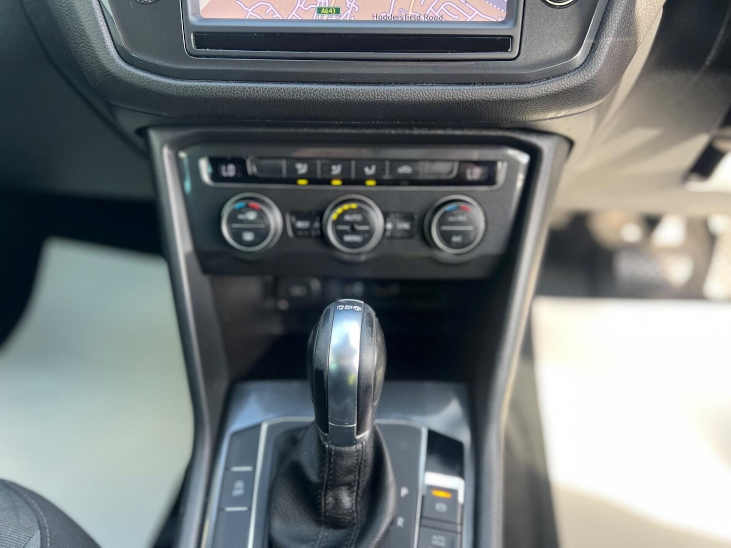 Used Volkswagen Tiguan 2016 for sale - 77249741: Photo 36