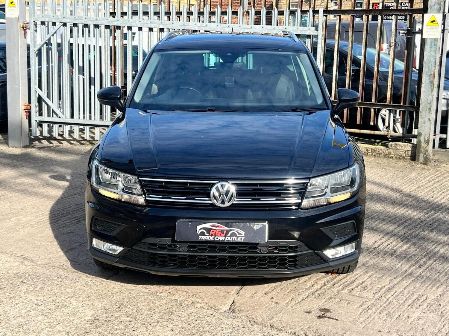 Used Volkswagen Tiguan 2016 for sale - 77249741: Photo 8