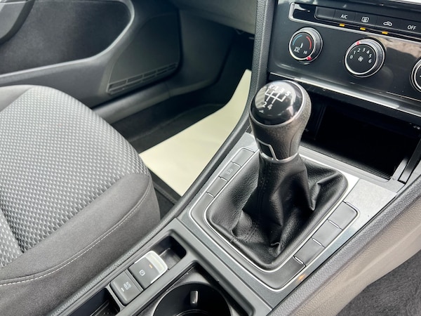 Used Volkswagen Golf 2019 for sale - 75978074: Photo 33