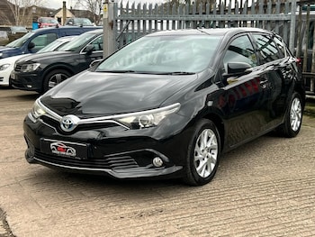 Used Toyota Auris 2017 for sale - 77605384: Photo