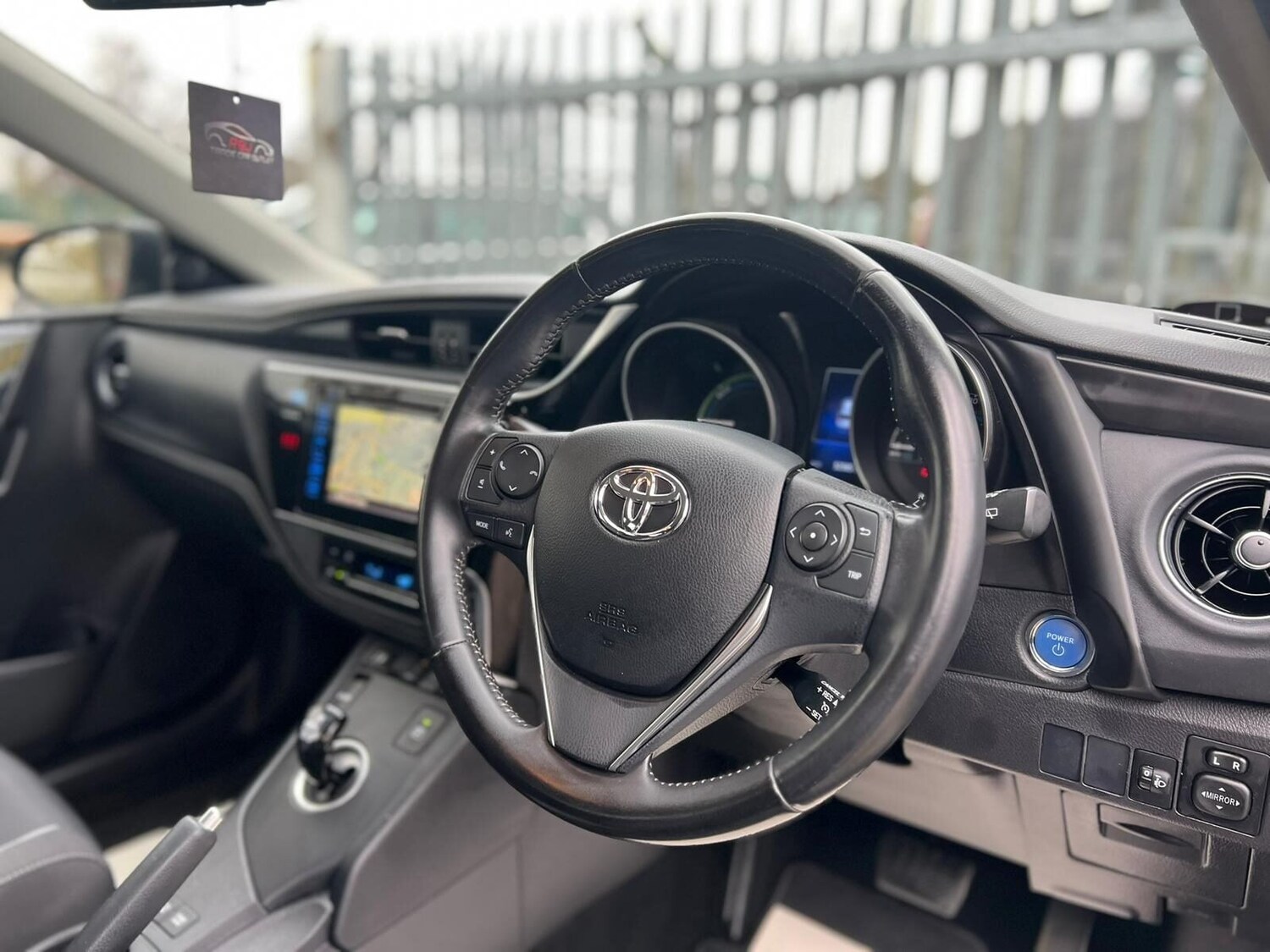 Used Toyota Auris 2017 for sale - 77605384: Photo 43