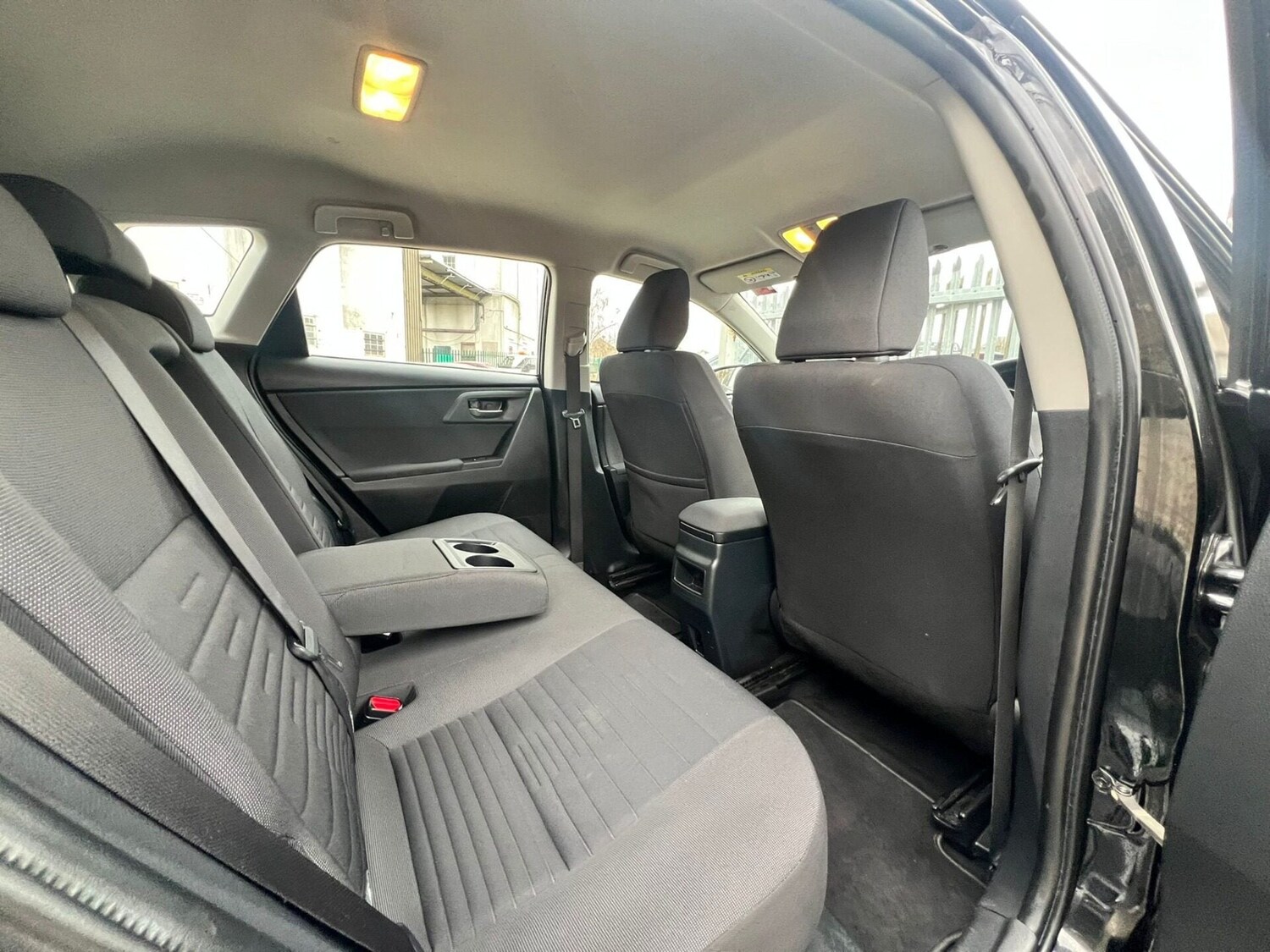 Used Toyota Auris 2017 for sale - 77605384: Photo 51