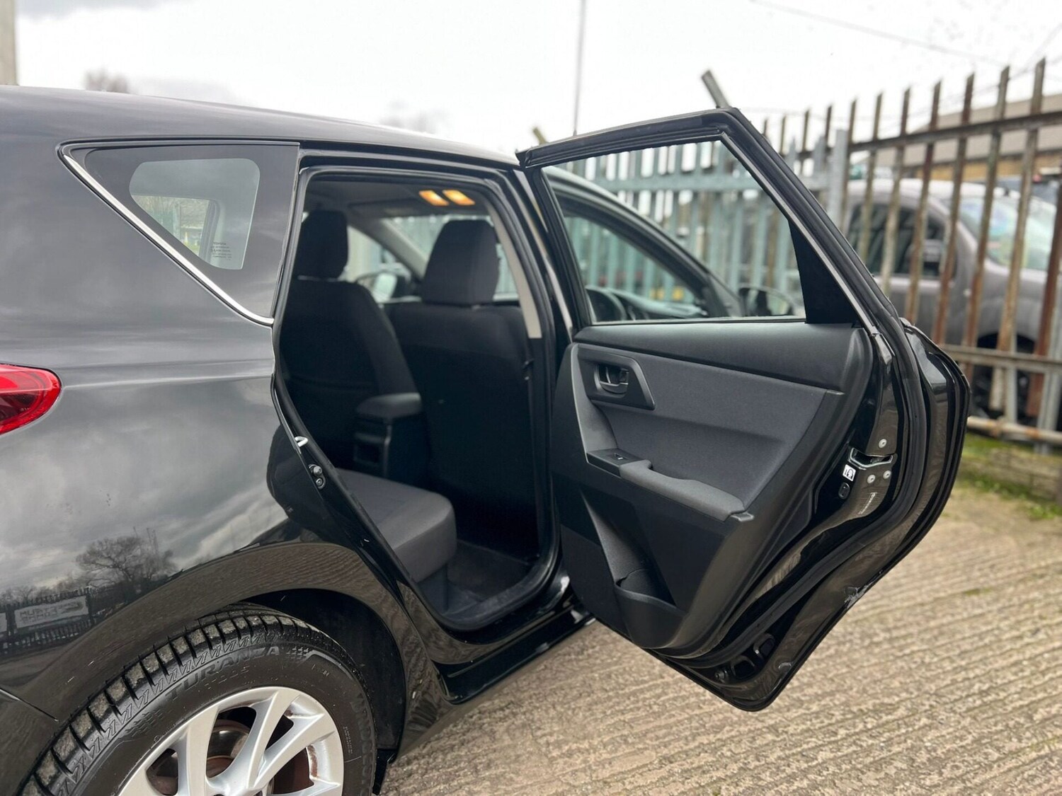 Used Toyota Auris 2017 for sale - 77605384: Photo 54