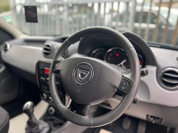 Used Dacia Duster 2014 for sale - 76214240: Photo 29