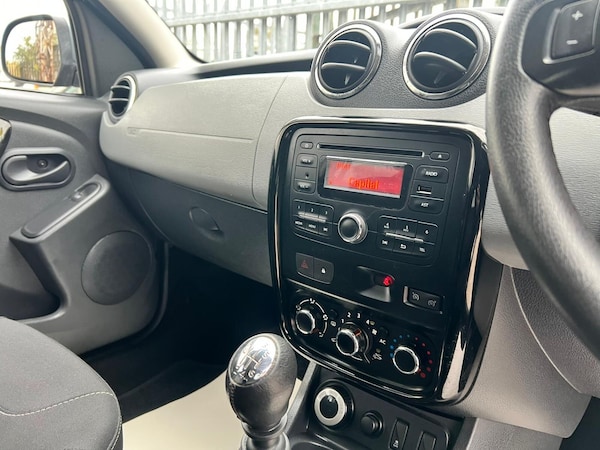 Used Dacia Duster 2014 for sale - 76214240: Photo 36