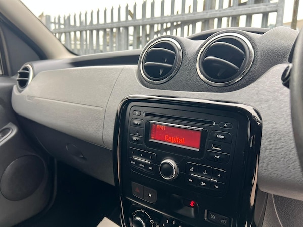 Used Dacia Duster 2014 for sale - 76214240: Photo 37