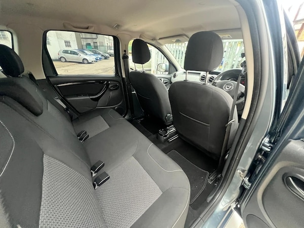 Used Dacia Duster 2014 for sale - 76214240: Photo 45