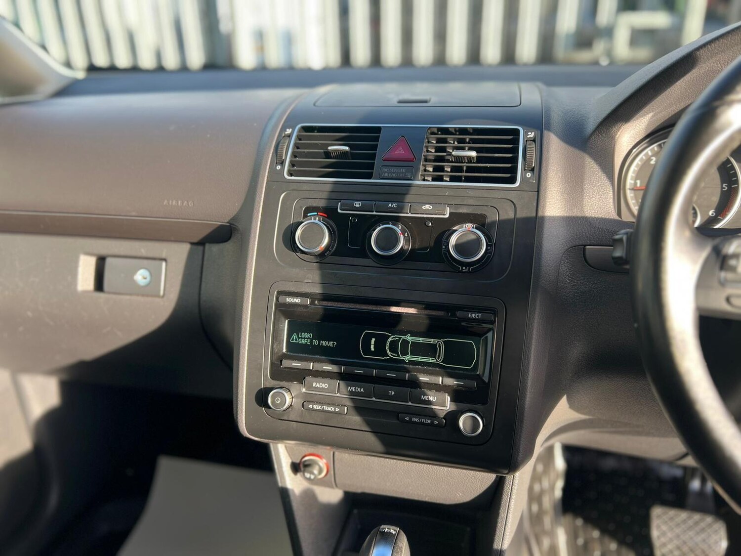 Used Volkswagen Touran 2014 for sale - 76832414: Photo 42