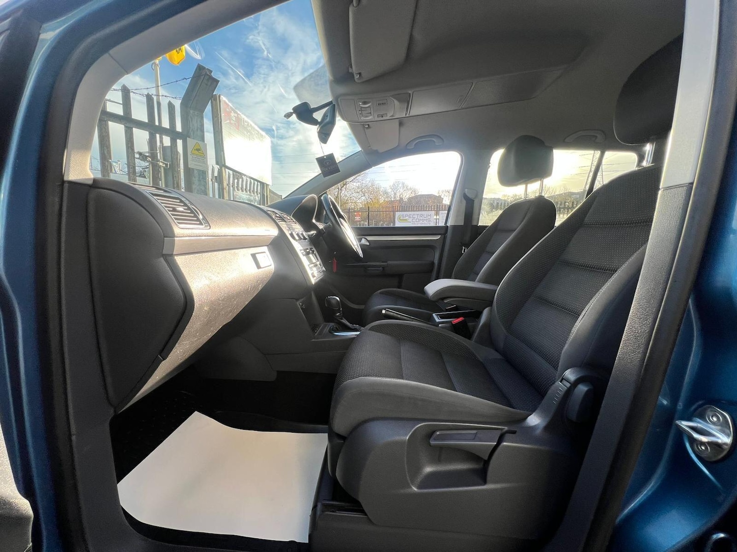 Used Volkswagen Touran 2014 for sale - 76832414: Photo 61