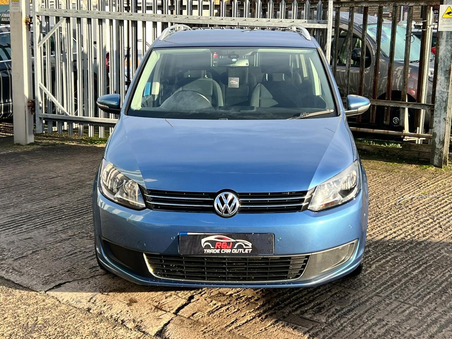 Used Volkswagen Touran 2014 for sale - 76832414: Photo 7