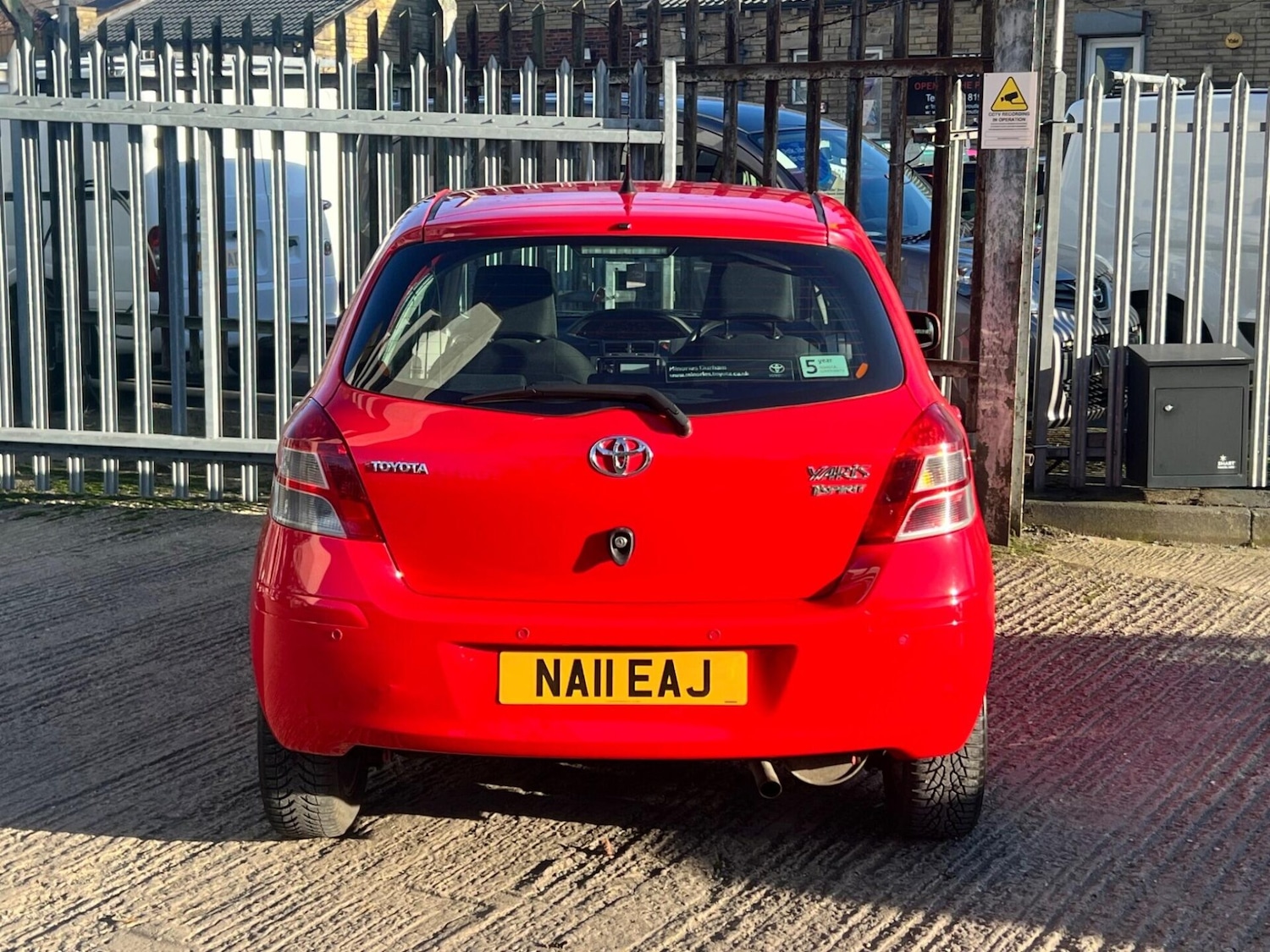 Used Toyota Yaris 2011 for sale - 77249695: Photo 13