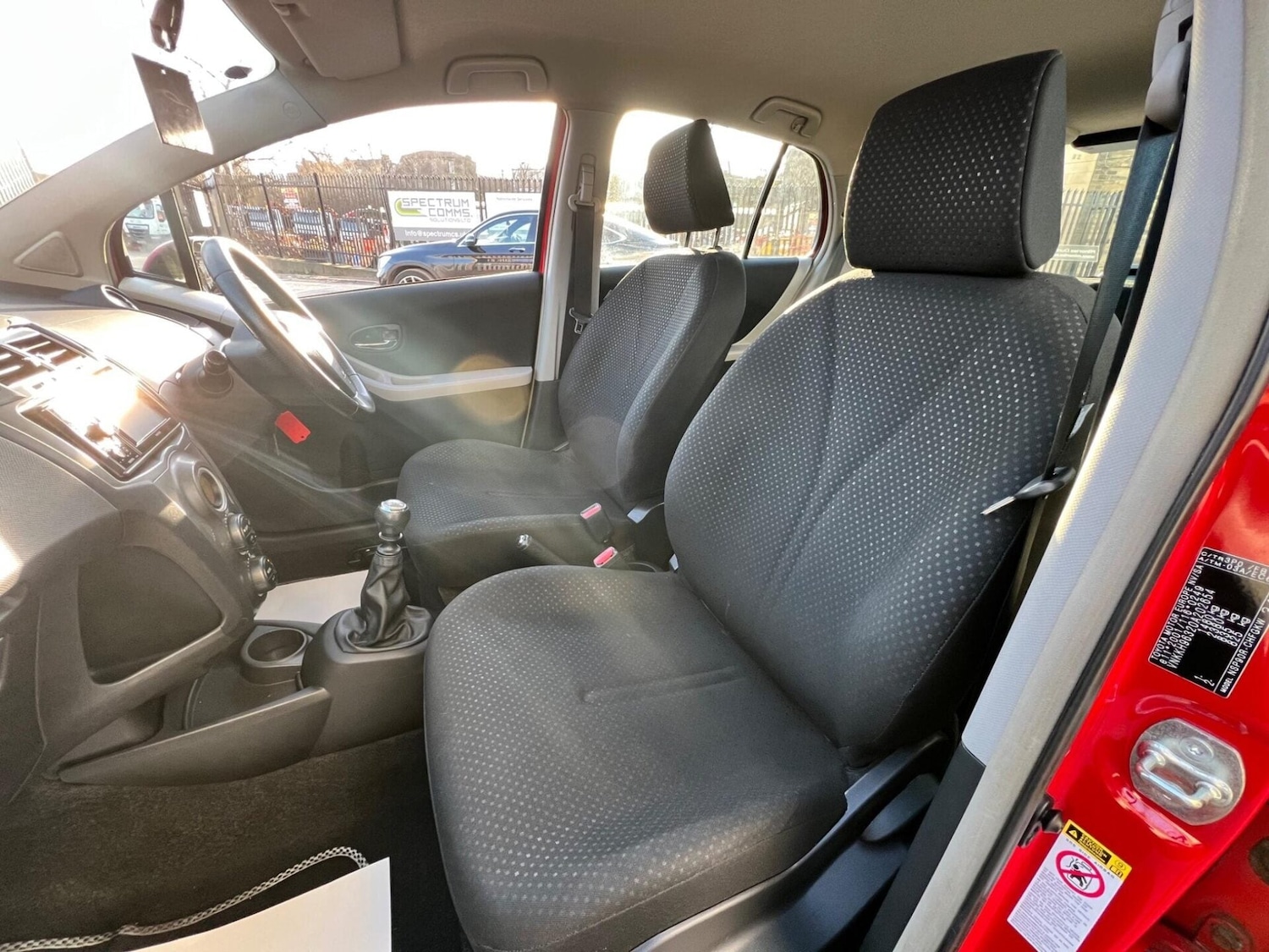 Used Toyota Yaris 2011 for sale - 77249695: Photo 38