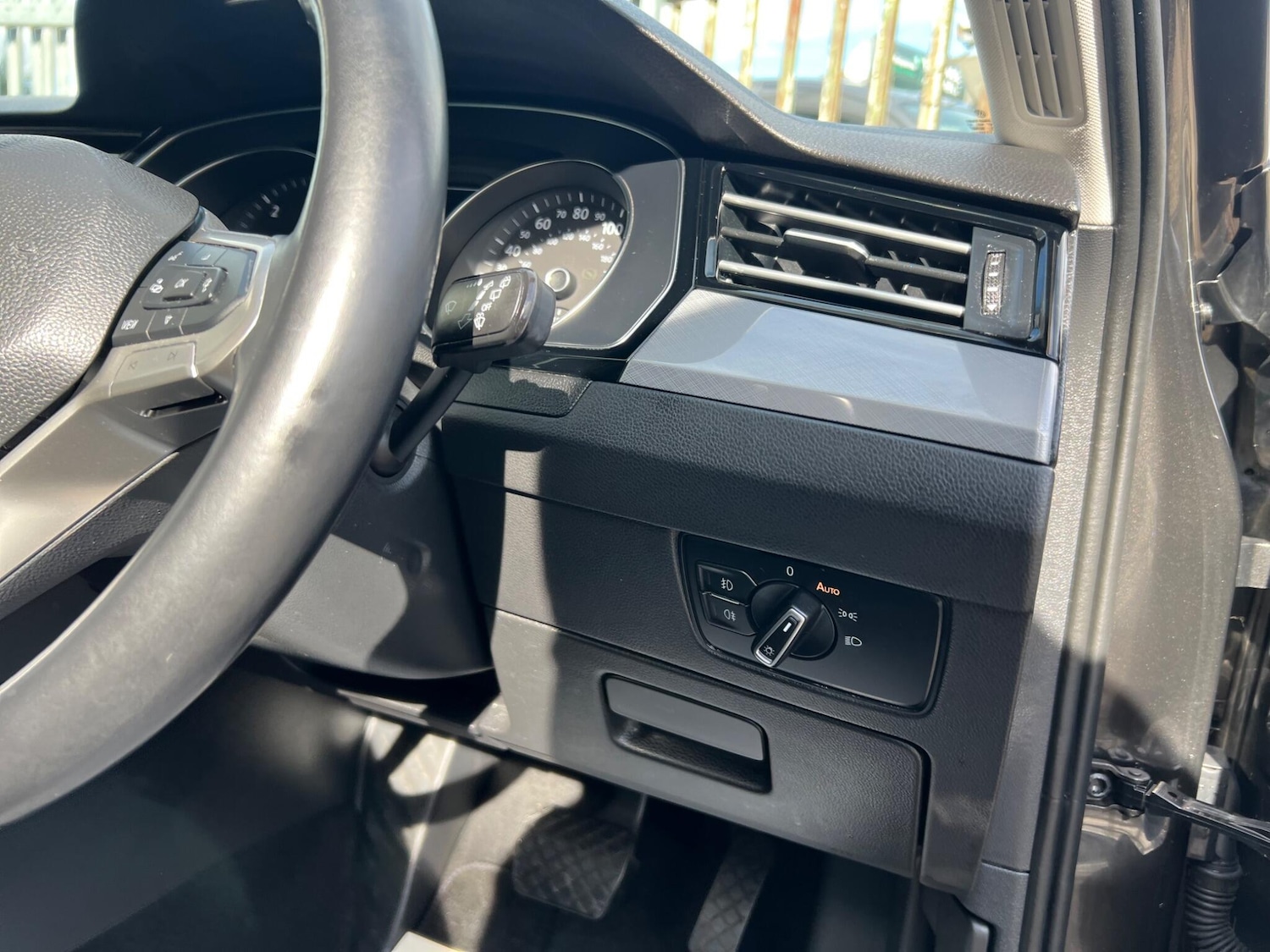 Used Volkswagen Passat 2020 for sale - 76440370: Photo 38