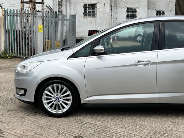 Used Ford C-Max 2016 for sale - 76283325: Photo 17