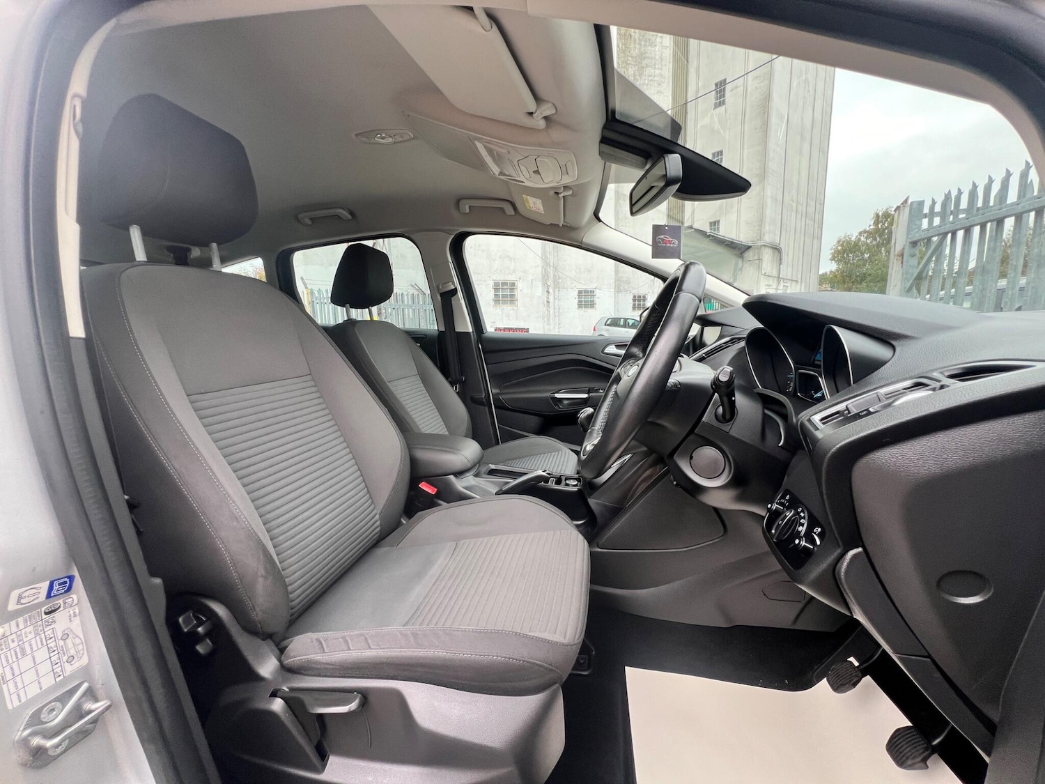 Used Ford C-Max 2016 for sale - 76283325: Photo 28