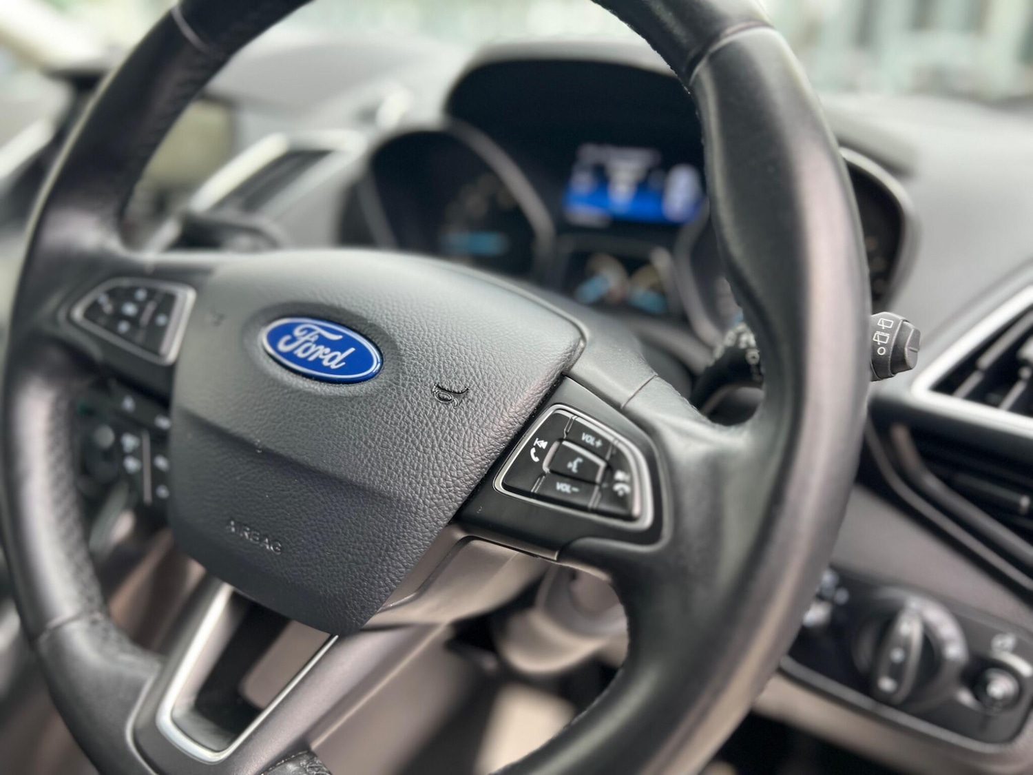 Used Ford C-Max 2016 for sale - 76283325: Photo 41