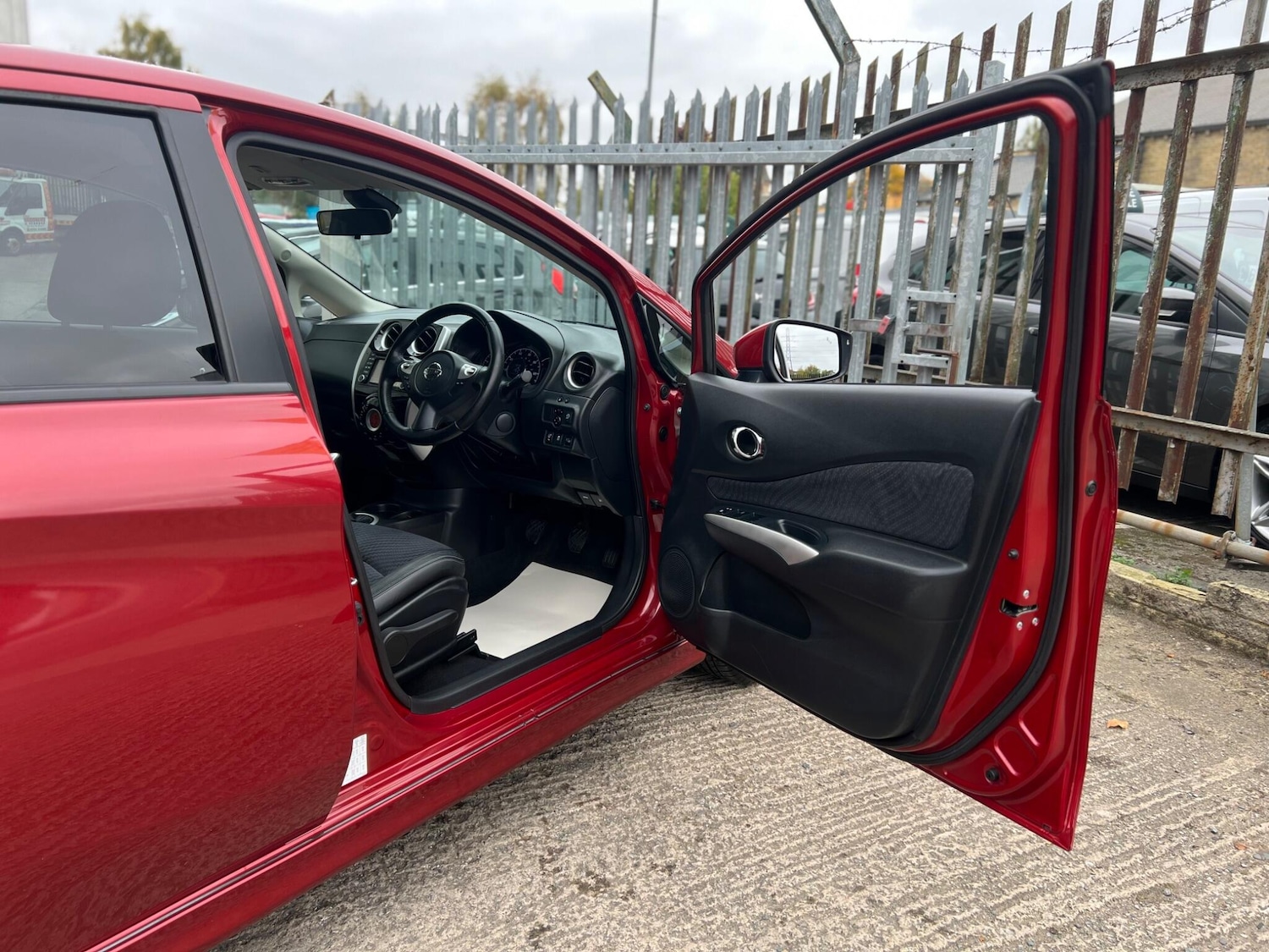 Used Nissan Note 2014 for sale - 76283552: Photo 49