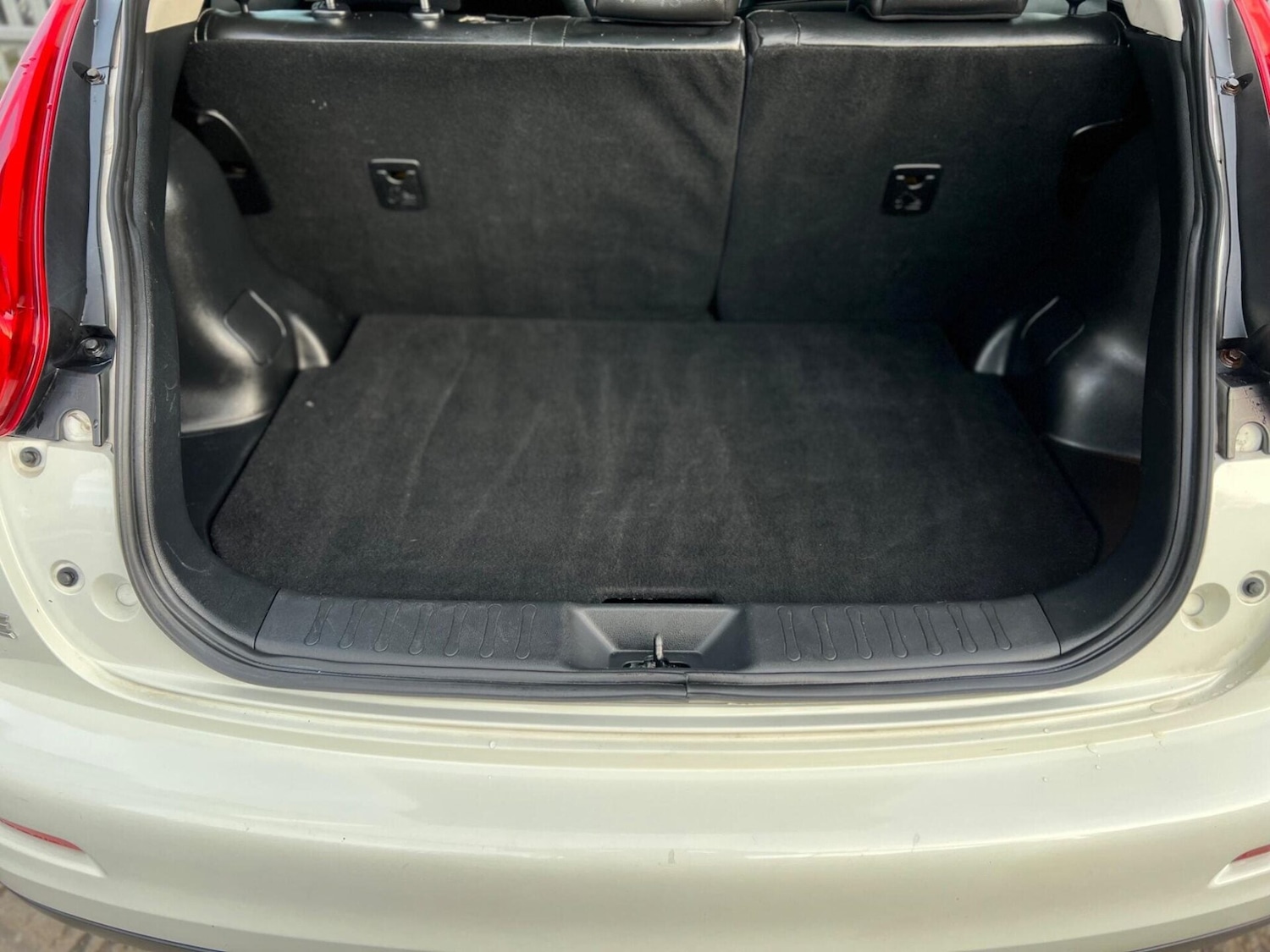 Used Nissan Juke 2012 for sale - 77651571: Photo 24