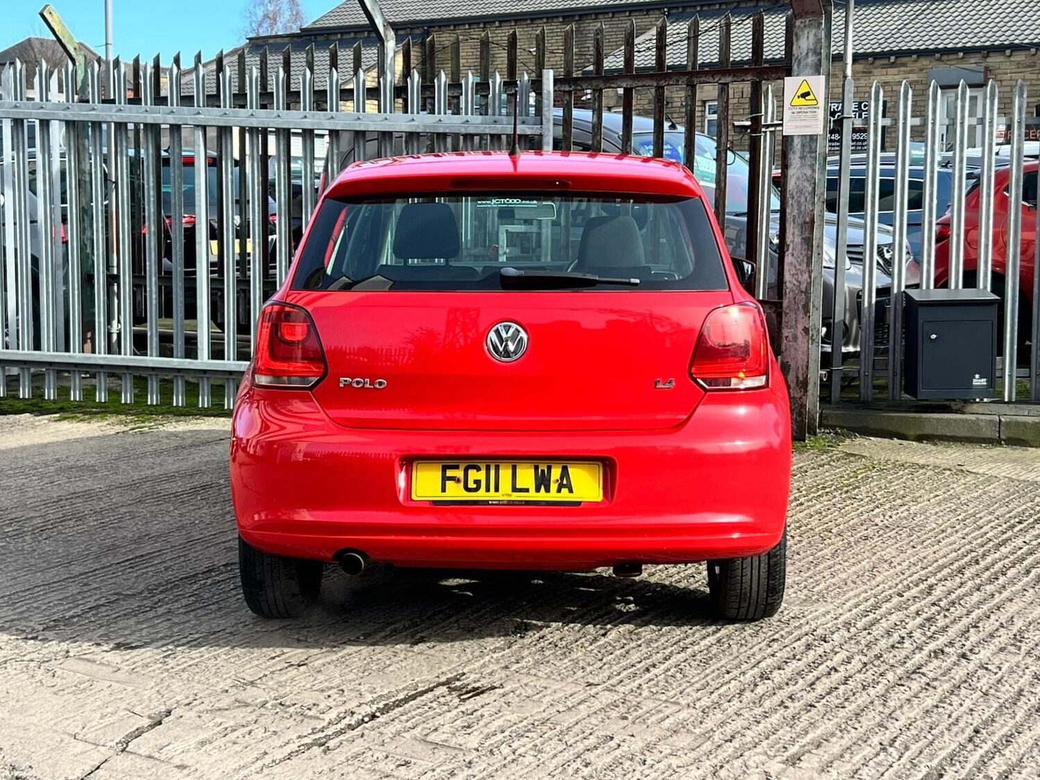 Used Volkswagen Polo 2011 for sale - 77579677: Photo 21