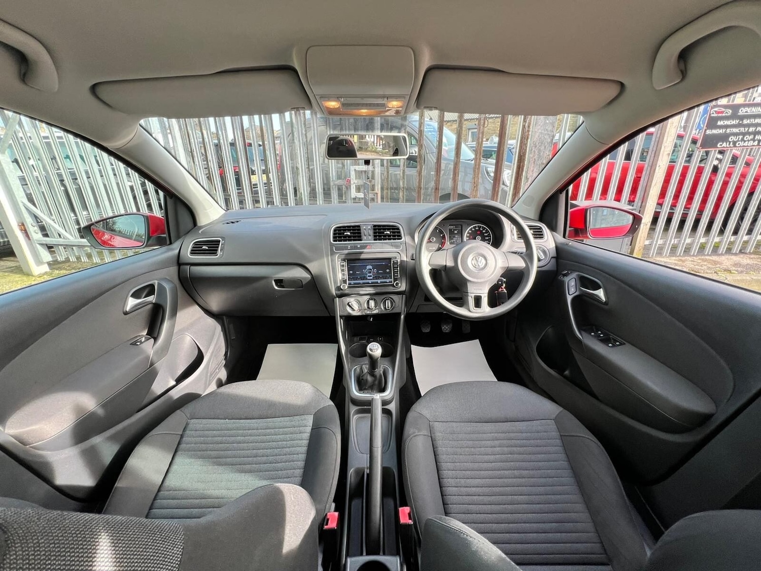 Used Volkswagen Polo 2011 for sale - 77579677: Photo 26