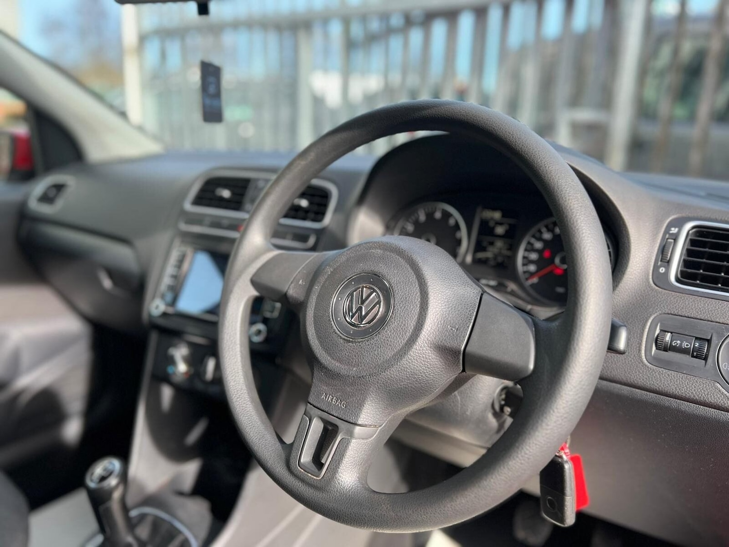 Used Volkswagen Polo 2011 for sale - 77579677: Photo 35