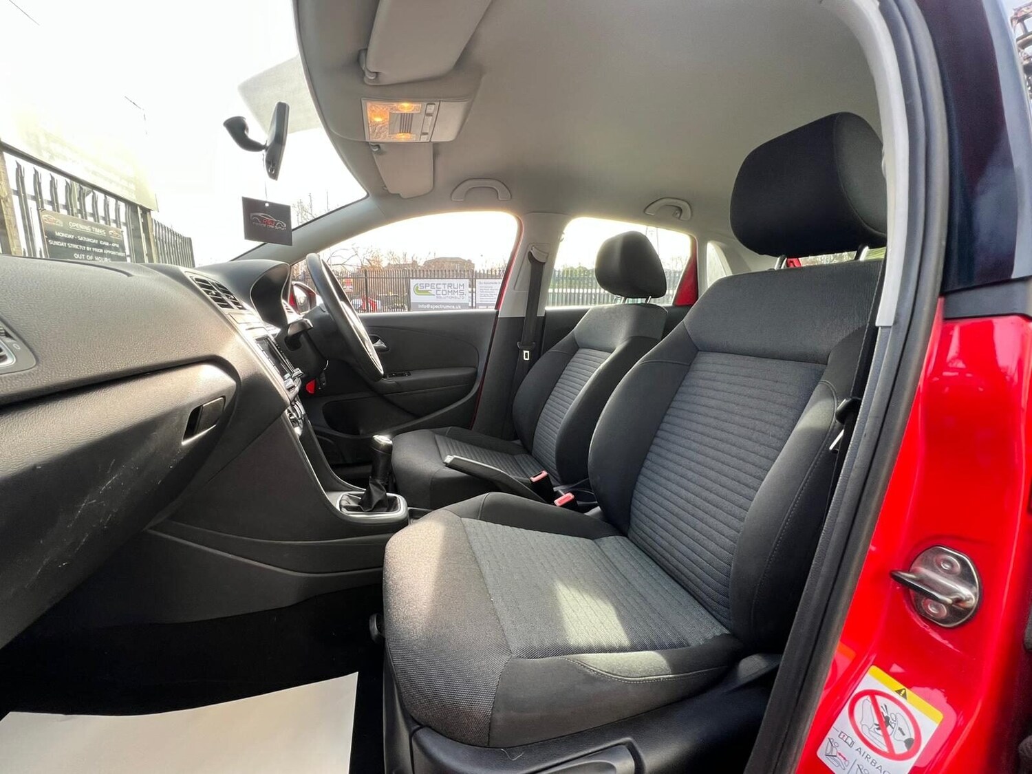 Used Volkswagen Polo 2011 for sale - 77579677: Photo 48