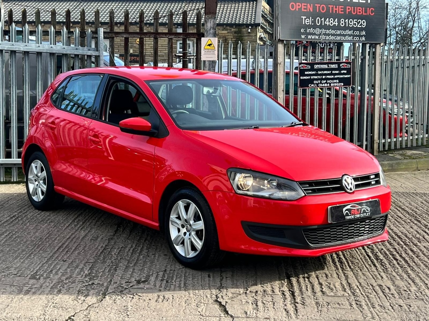 Used Volkswagen Polo 2011 for sale - 77579677: Photo 5