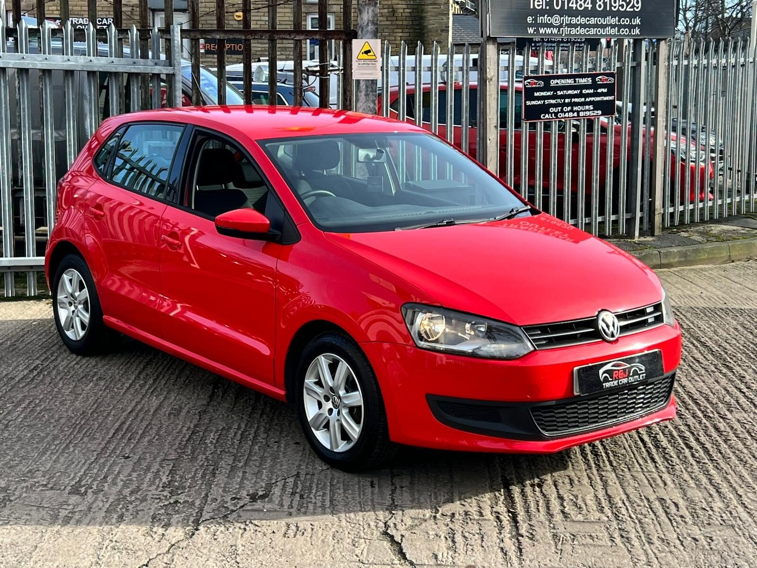 Used Volkswagen Polo 2011 for sale - 77579677: Photo 6
