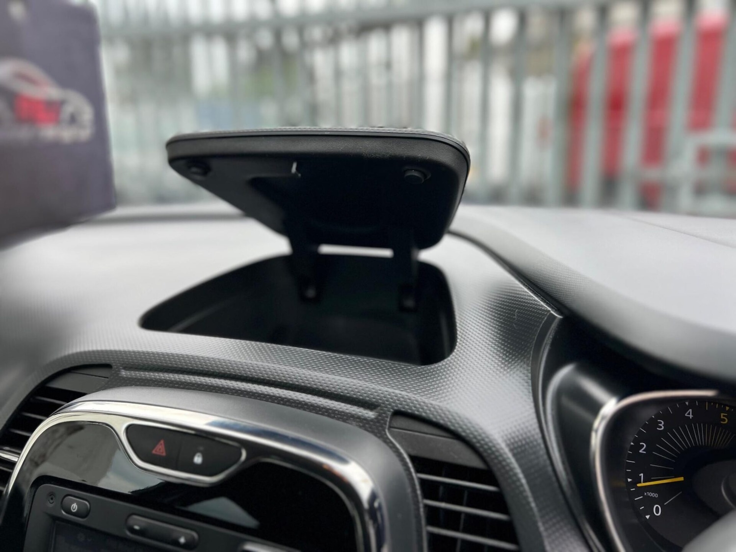 Used Renault Captur 2015 for sale - 77249755: Photo 33