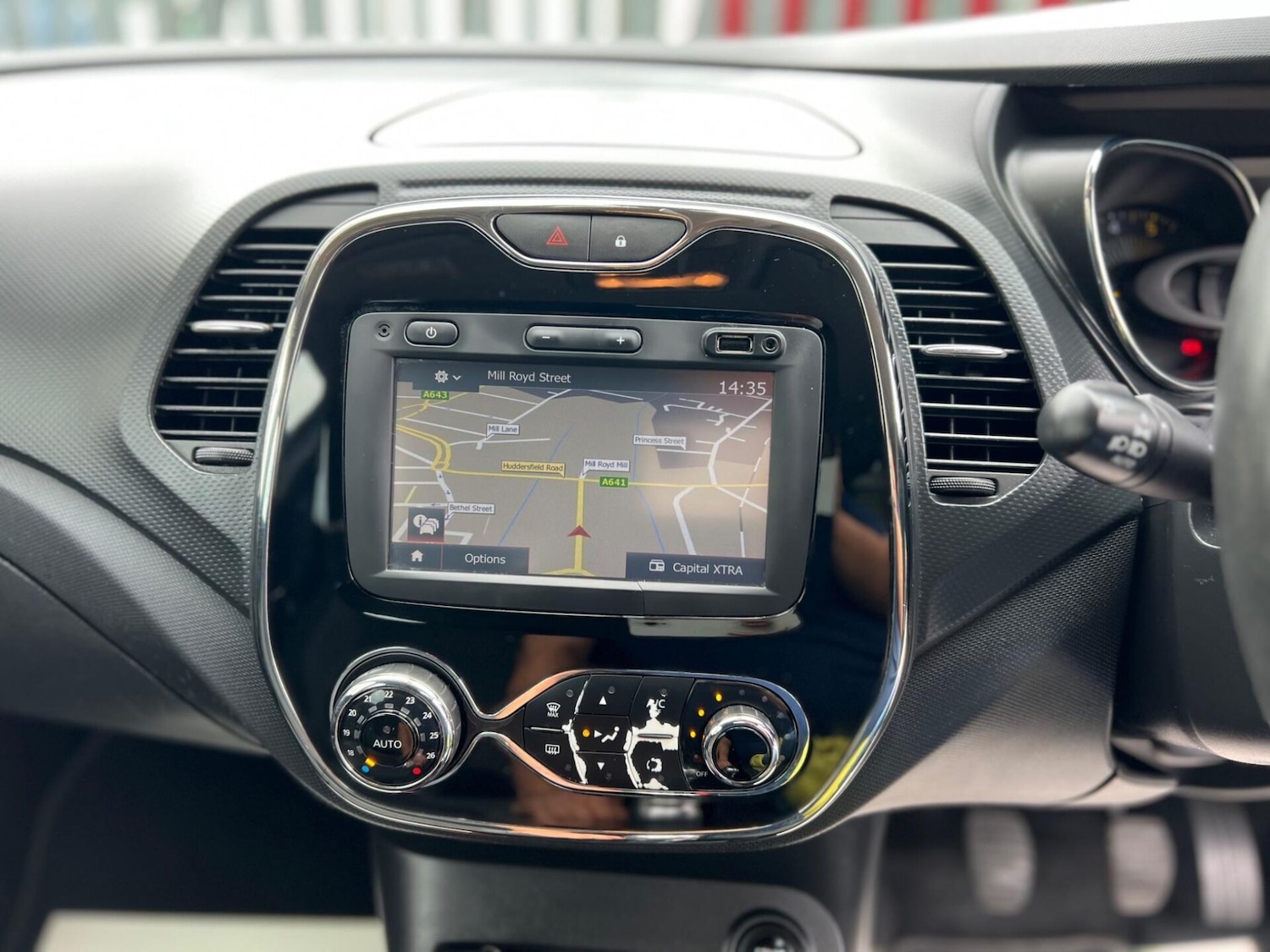 Used Renault Captur 2015 for sale - 77249755: Photo 36