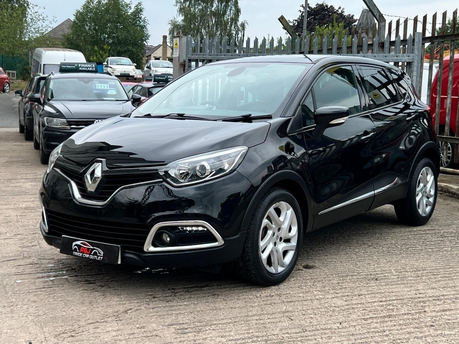 Used Renault Captur 2015 for sale - 77249755: Photo 5