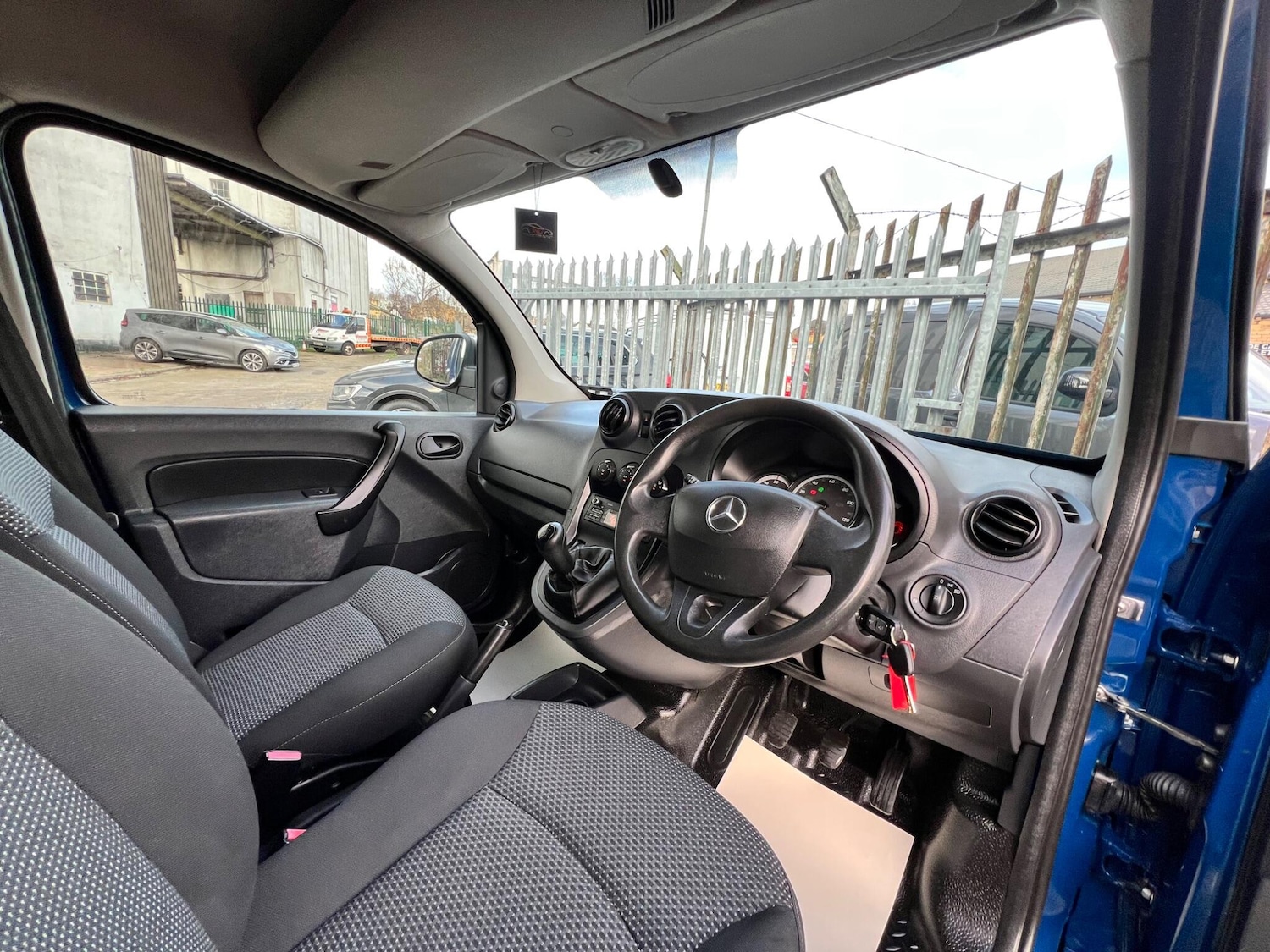 Used Mercedes-Benz Citan 2017 for sale - 76953271: Photo 36