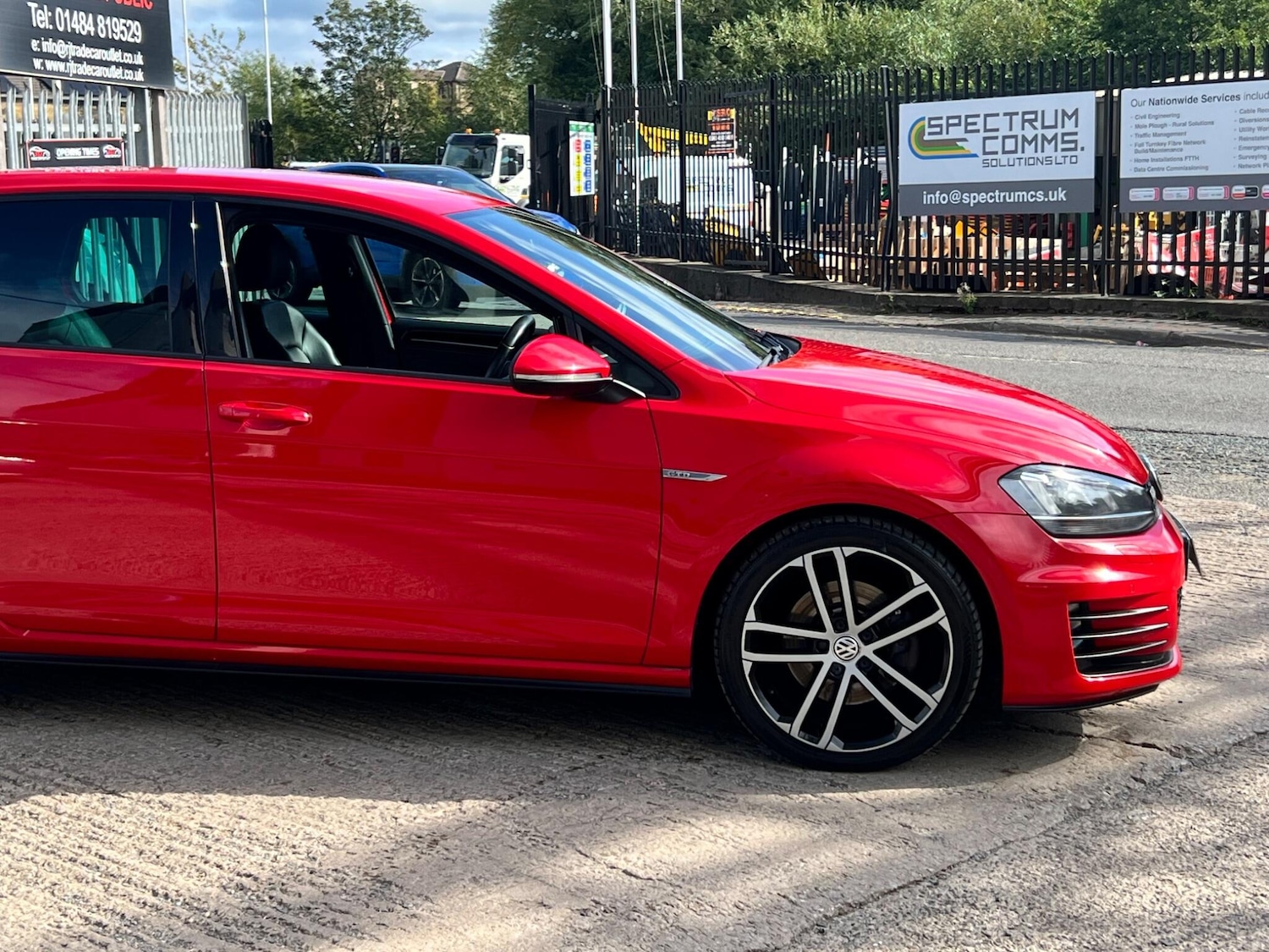 Used Volkswagen Golf 2015 for sale - 76989267: Photo 11