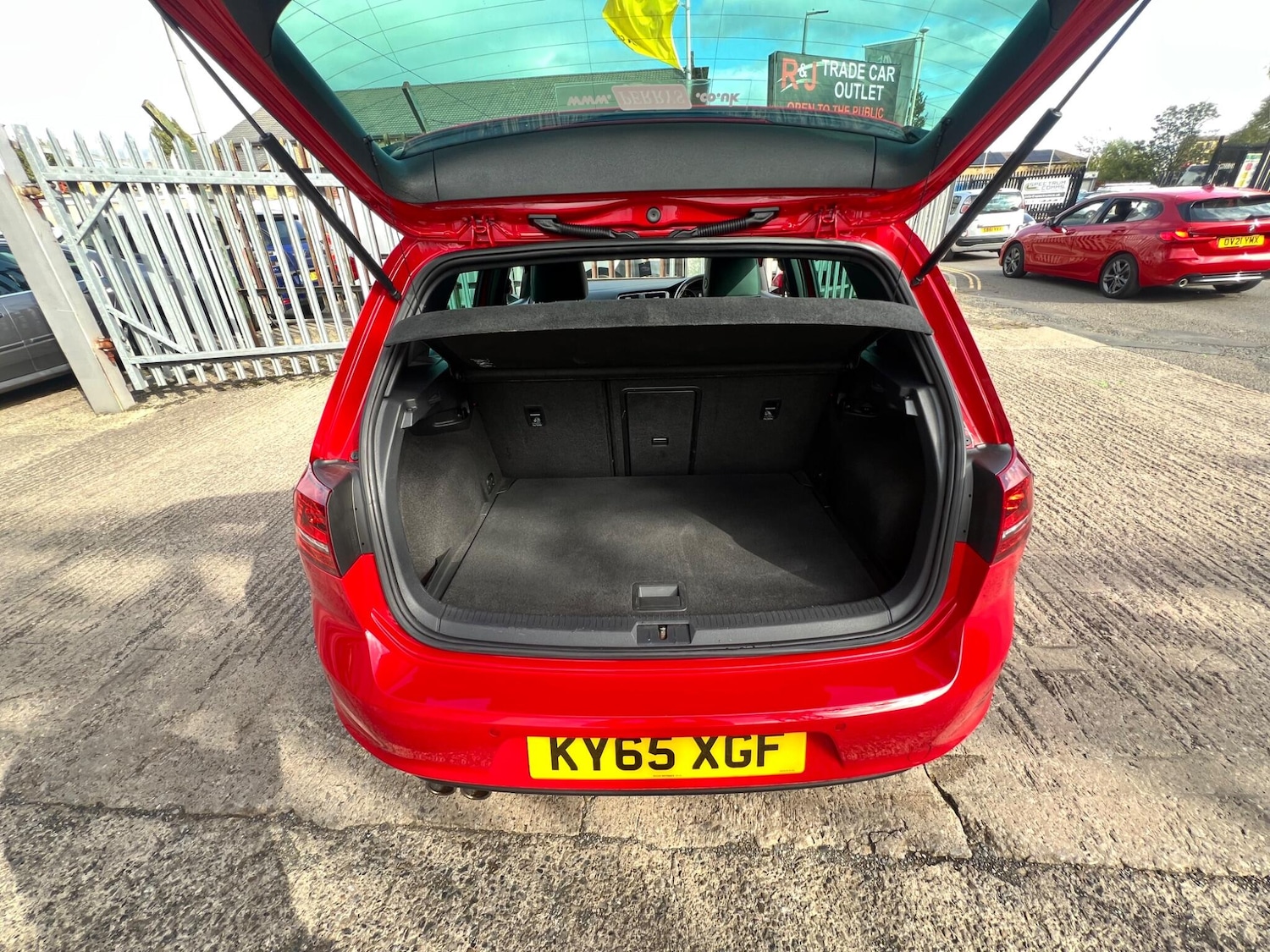 Used Volkswagen Golf 2015 for sale - 76989267: Photo 23