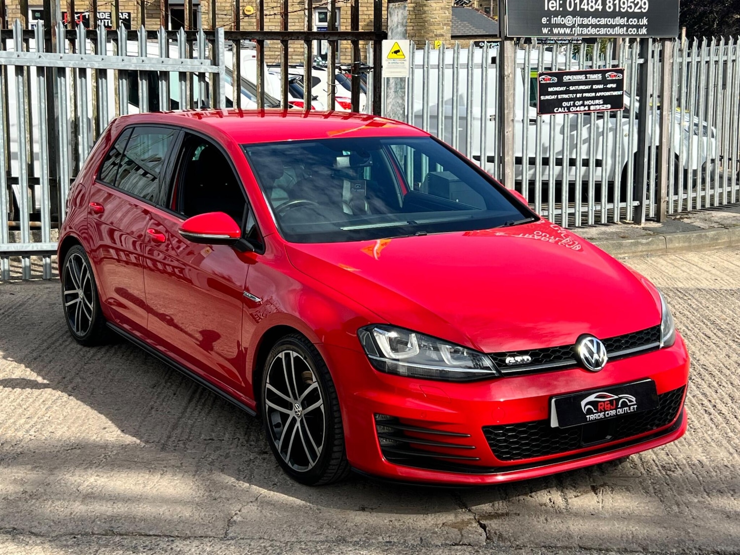 Used Volkswagen Golf 2015 for sale - 76989267: Photo 5