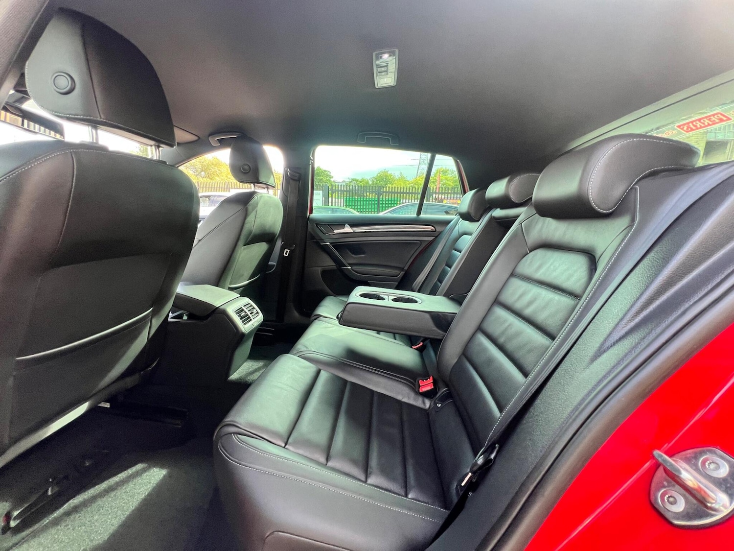 Used Volkswagen Golf 2015 for sale - 76989267: Photo 67