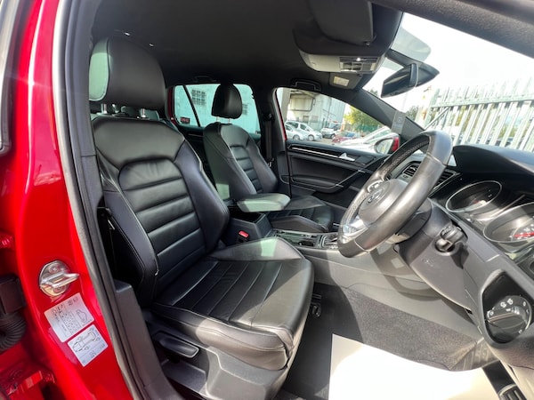 Used Volkswagen Golf 2015 for sale - 76032093: Photo 30