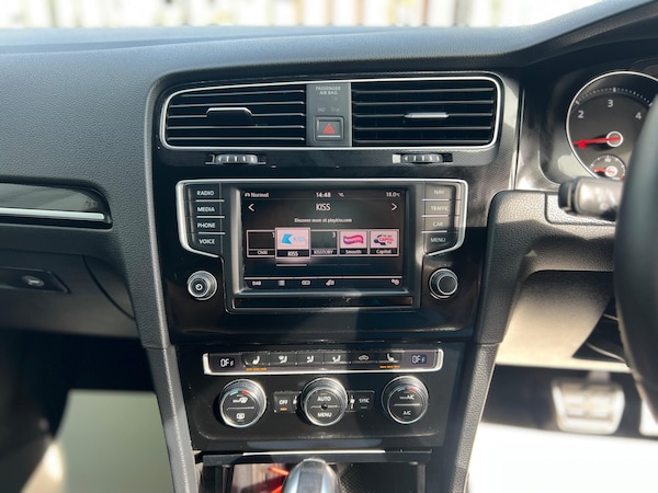 Used Volkswagen Golf 2015 for sale - 76032093: Photo 41